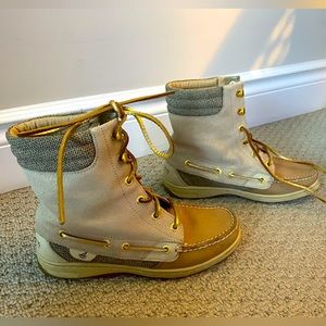 Sperry top-sider gold shimmer/tan lace up booties - 6M